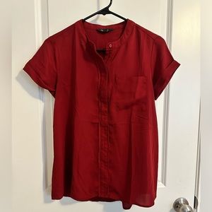Maroon sharp top with buttons